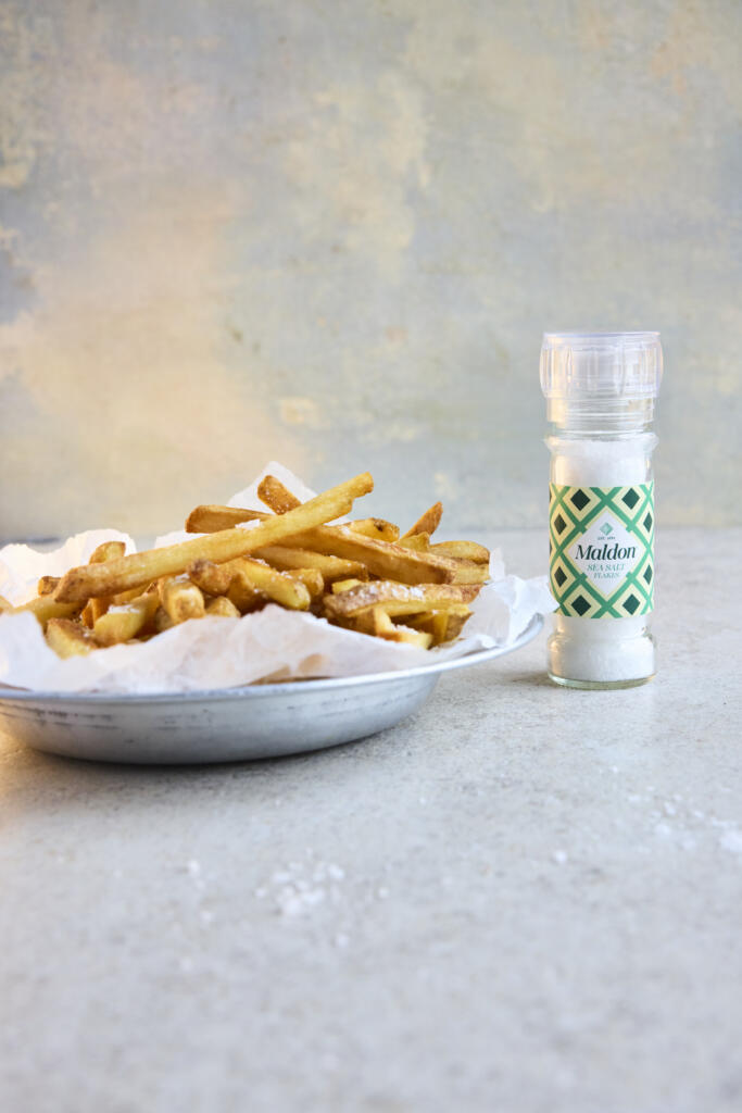 Maldon Original Sea Salt 55g Mill with chips/fries