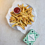 Maldon Original Sea Salt Flakes with chips/fries