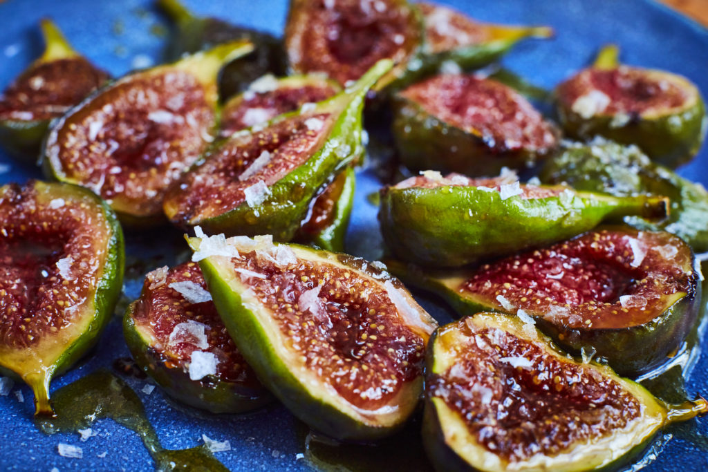 Cooked figs and honey