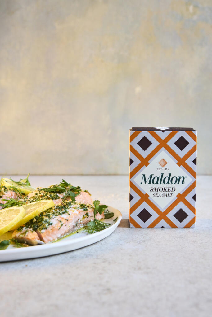 Maldon Smoked Sea Salt 125g Pack with Salmon