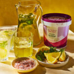Homemade lemonade seasoned with Maldon Himalayan Pink Salt, Selected by Maldon. 1kg tub.