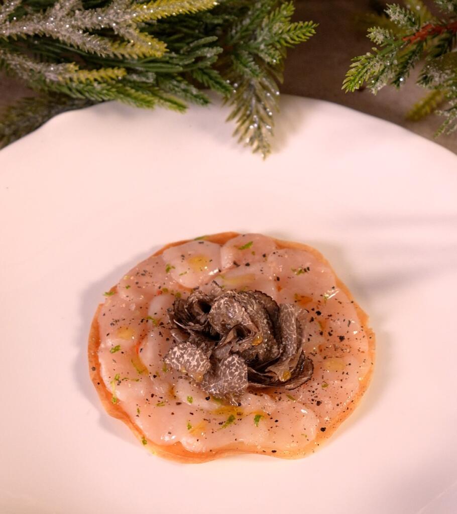 Tarta crujiente de zamburiñas con trufa y Sal Maldon