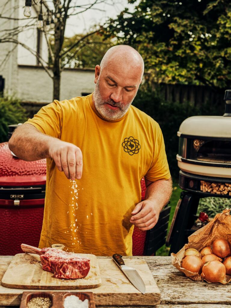 How to BBQ Everything by Jim Moore
